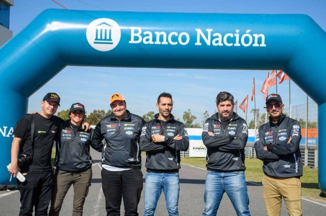 Mariano Ferrari, Eliana Sestua, Gonzalo Saino, Christian Ñanco, Paulino Hernández y Alejandro Lezcano