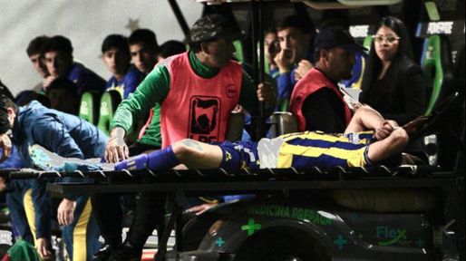 Gaspar Duarte se lesionó solo, en la rodilla derecha, y temen que pueda ser grave