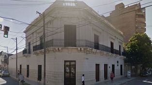 Se desprendió mampostería del Archivo de la Provincia