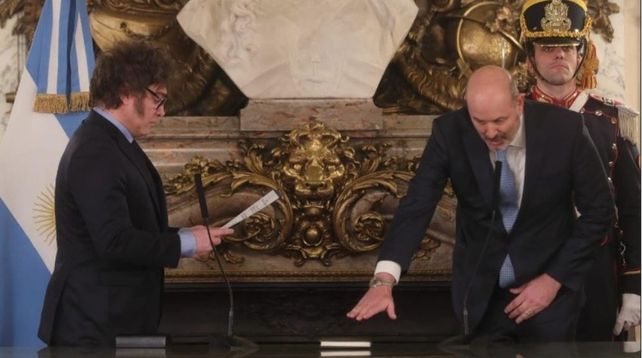El gobierno nacional impulsará un examen de ingreso para trabajadores del Estado El gobierno nacional impulsará un examen de ingreso para trabajadores del Estado