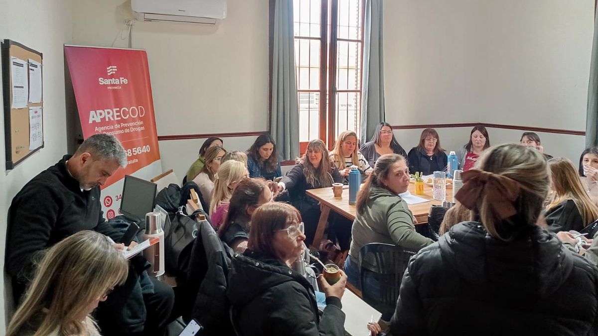 Los equipos de Desarrollo Social de Puerto San Martín y Roldán realizaron una jornada de capacitación conjunta