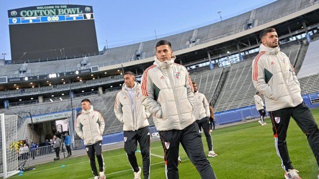 River juega su primer amistoso formal en Dallas.