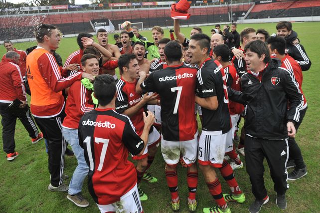 La reserva de Newells venció a River y se consagró campeona en el Coloso