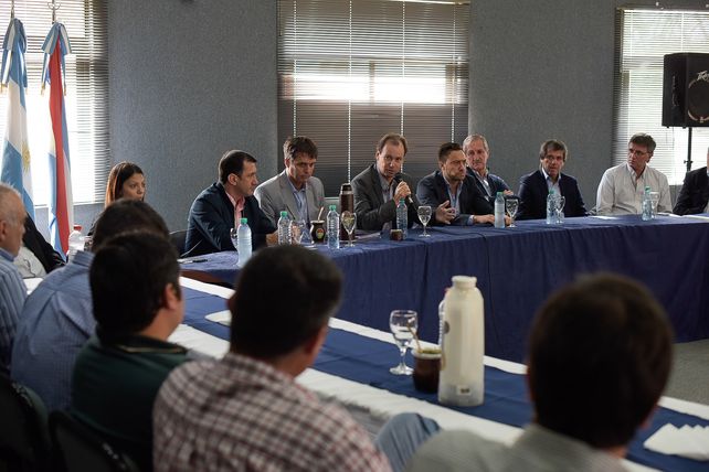 Bordet anunció un programa de desarrollo foresto industrial