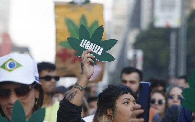 Brasil despenalizó la posesión de marihuana para uso personal