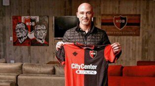 Sebastián Méndez inicia este lunes su proceso al comando de Newells.