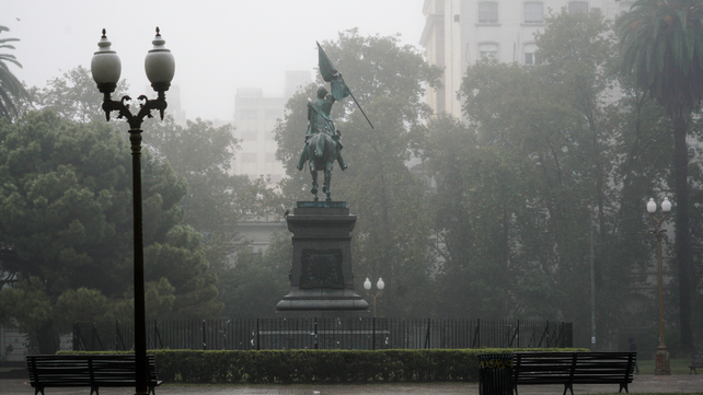 El SMN prevé que las lloviznas dominarán el tiempo del sábado en Rosario.