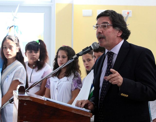 El primer lugar en la transmisión de valores es la mesa familiar