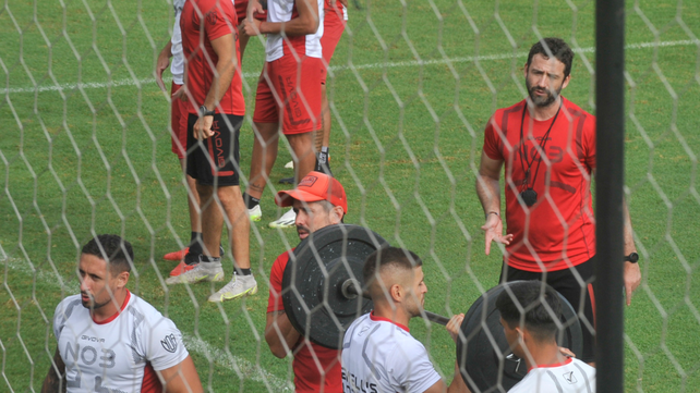 El preparador físico Ignacio Barboza Souto estuvo encima de los jugadores de Newell