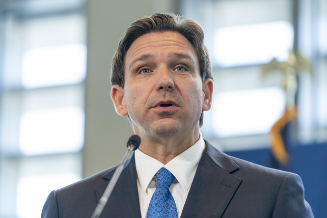 El gobernador republicano de Florida