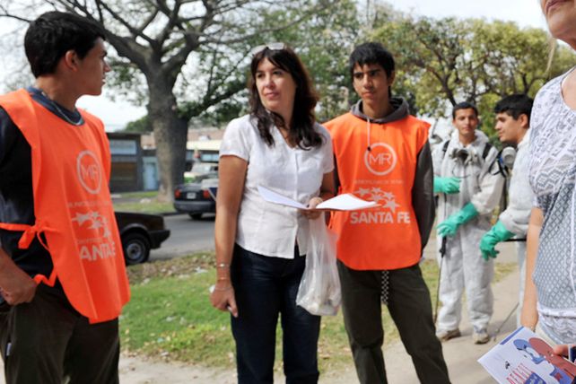 Santa Fe se pone en guardia por un brote de dengue en Córdoba