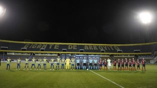 Finalmente primaron la paz y el fútbol en el clásico