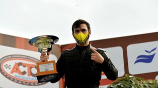 Agustín Martínez volvió a subirse a lo más alto del podio