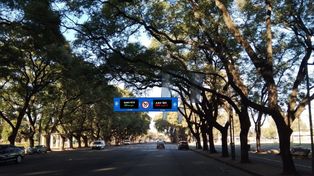 Uno de los tótems estará sobre Oroño, en el parque Independencia.