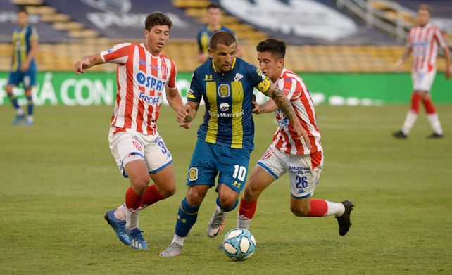 Vecchio llegó con lo justo al partido con Unión y jugó los 90.