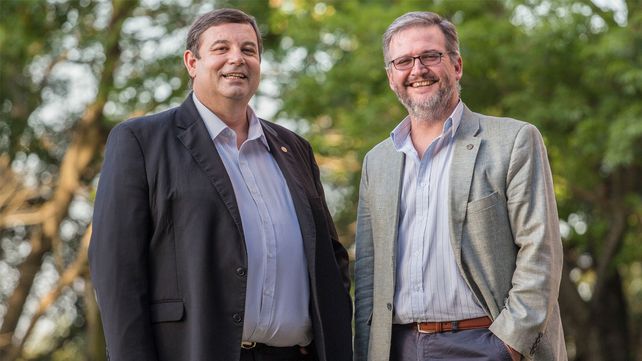 Enrique Mammarella y Claudio Lizárraga asumieron como rector y vicerrector