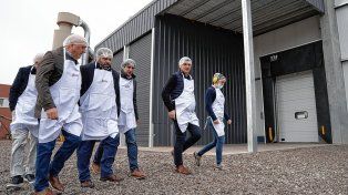 Destacan a la planta de LAR en Crespo como referente nacional para la industrialización de nuez pecán