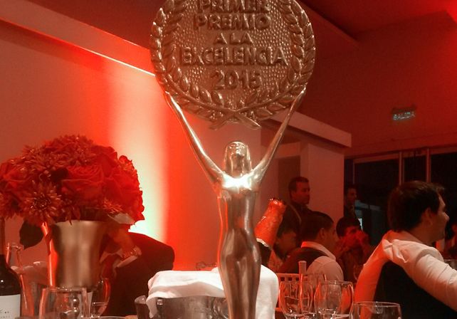 Diario UNO recibió por noveno año consecutivo el Premio a la Excelencia