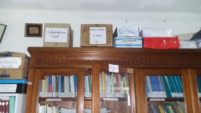 Padres de alumnos de la escuela Rivadavia acudieron a la Justicia y se movilizarán este martes