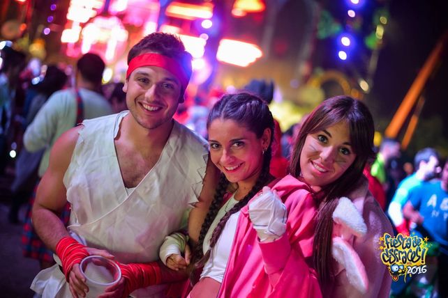 UNO te lleva a la Fiesta de Disfraces de Paraná!!!!!