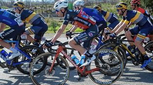 Sepúlveda escala lugares en la Vuelta Ciclística Tirreno-Adriático