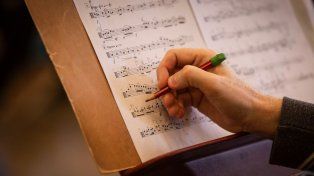 Últimos días para participar de dos convocatorias nacionales destinadas a cineastas y jóvenes compositores