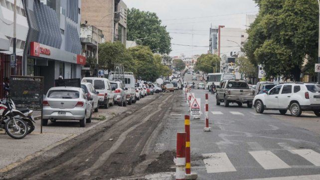 Realizan desvío por la obra en calle Echague en Paraná.