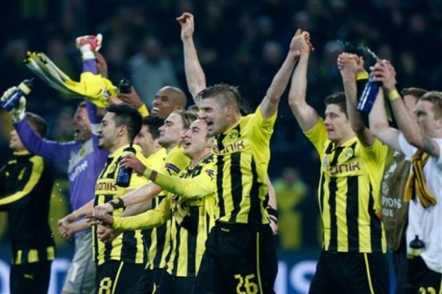 Dortmund hunde al Málaga en la agonía