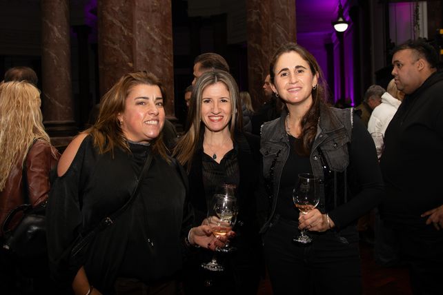 Celina Montefiori, Soledad Lamendi y Cecilia Oficialdegui