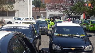 Taxistas y remiseros presentaron una lista de preocupaciones por la realidad de la situación laboral actual en las calles de Santa Fe. Foto: archivo UNO Santa Fe.&nbsp;