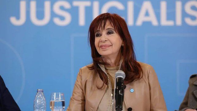 El apoyo de la CGT a Cristina Fernández: La democracia está en peligro. La central obrera lanzó un comunicado en respaldo de la titular del PJ