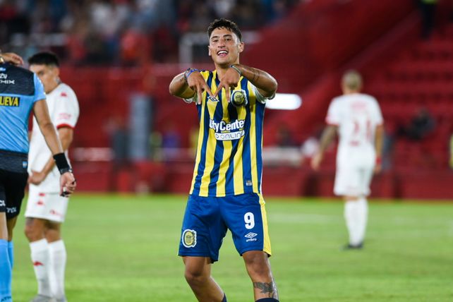 Central hizo dos goles en el primer tiempo, conservó su ventaja y se trajo los tres puntos del Tomás Ducó