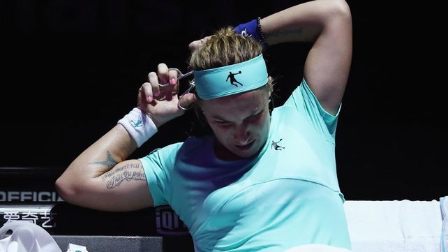 La rusa Kuznetsova se cortó el pelo