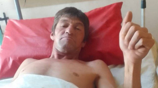 Julio Alegre: el artesano del barro que le entregó ladrillos al Papa y hoy pelea por recuperar su salud