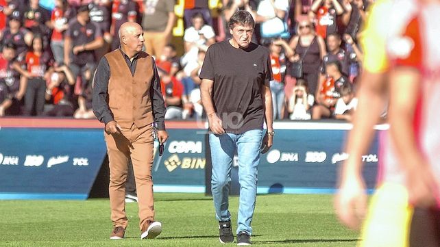 Colón: en Buenos Aires relacionan a Falcioni con San Lorenzo