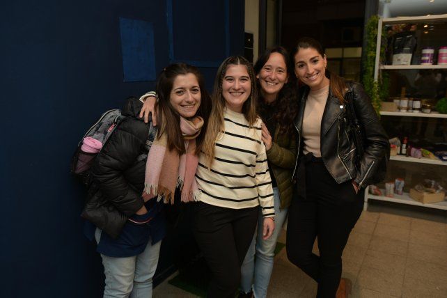 Manuela Pérez, Luisina Campilongo, Carla Suriano y Giuliana Odarda