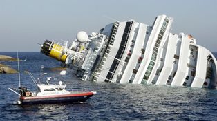 Naufragio en Italia deja tres muertos y 41 desaparecidos