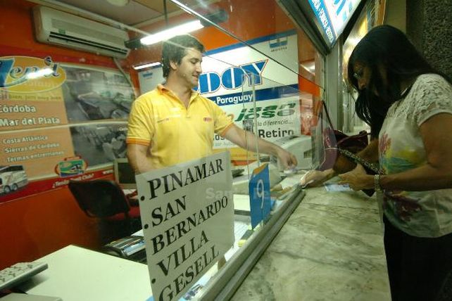 Algunas empresas suspendieron la venta de pasajes de larga distancia