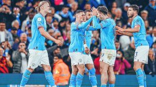 Manchester City ganó 3 a 0 en un partido pendiente.