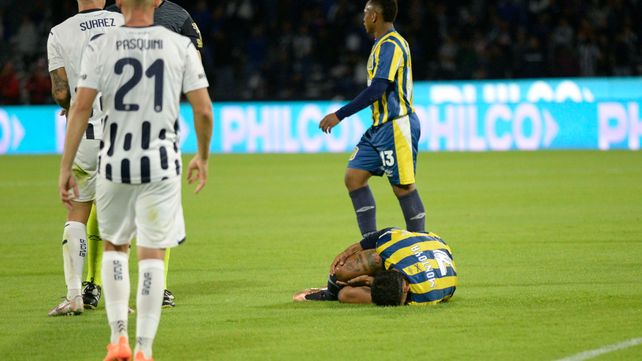 Después de un gran cierre que metió sobre la derecha, Montoya intentó seguir pero no pudo.
