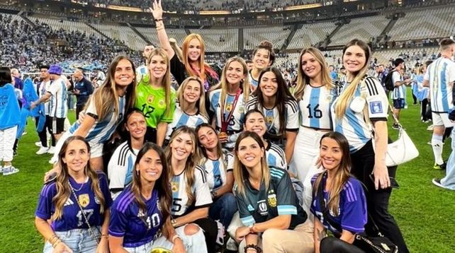 El grupo de parejas de la Scaloneta