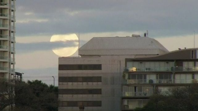 Así se ve la Superluna por el mundo