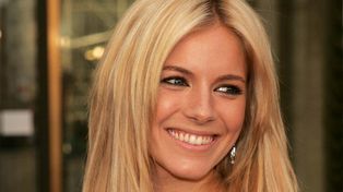 Angelina Jolie tiene un ataque de celos y la culpable es Sienna Miller