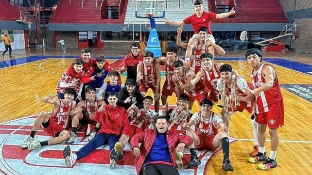 Unión se quedó con el título del Torneo Apertura en Juveniles