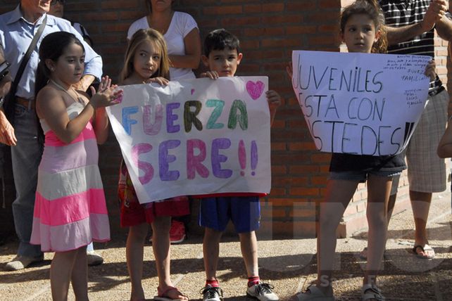 Por Serena convocan a una marcha de las velas blancas