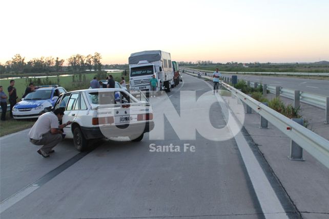Una joven muerta y varios heridos en un vuelco en Circunvalación Oeste