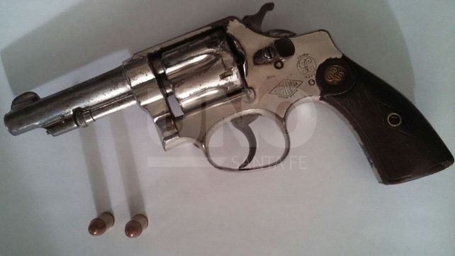 Detuvieron a un violento tiratiros con un revólver calibre 32 cargado