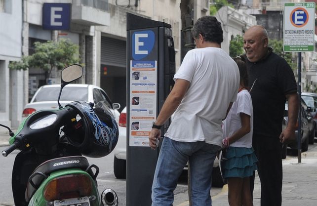 A pagar. El oficialismo va por más cuadras en las que habrá que pagar para estacionar.