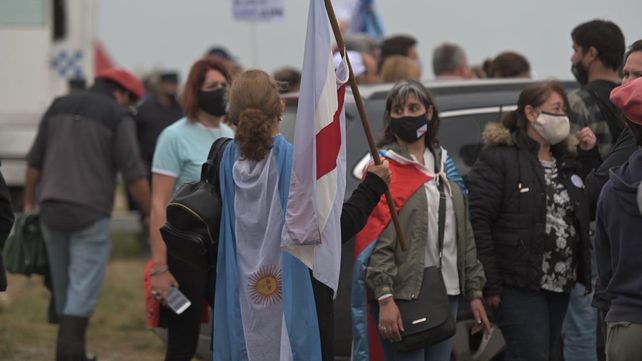 Causa Etchevehere: banderazo a favor de los hermanos y madre