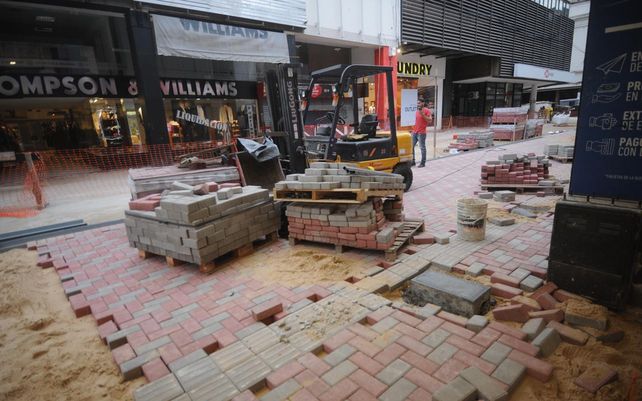Remodelación de la peatonal San Martín: siguen las obras para renovar la calle